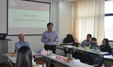 Professor Michael Young of Institute of Education, University College London Came to Institute of Vocational Education and Adult Education for Academic Exchanges